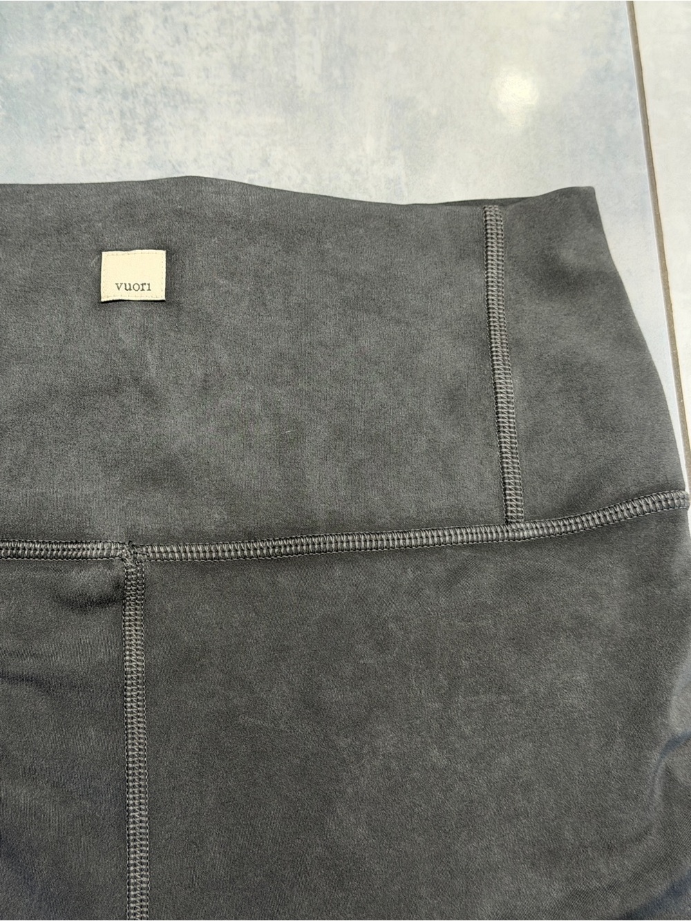Grey-washed vuori leggings